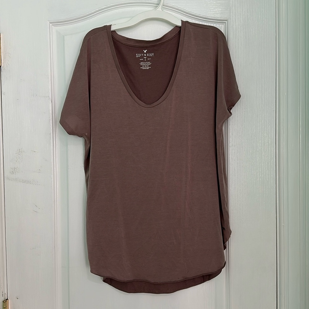 American eagle tshirt Medium